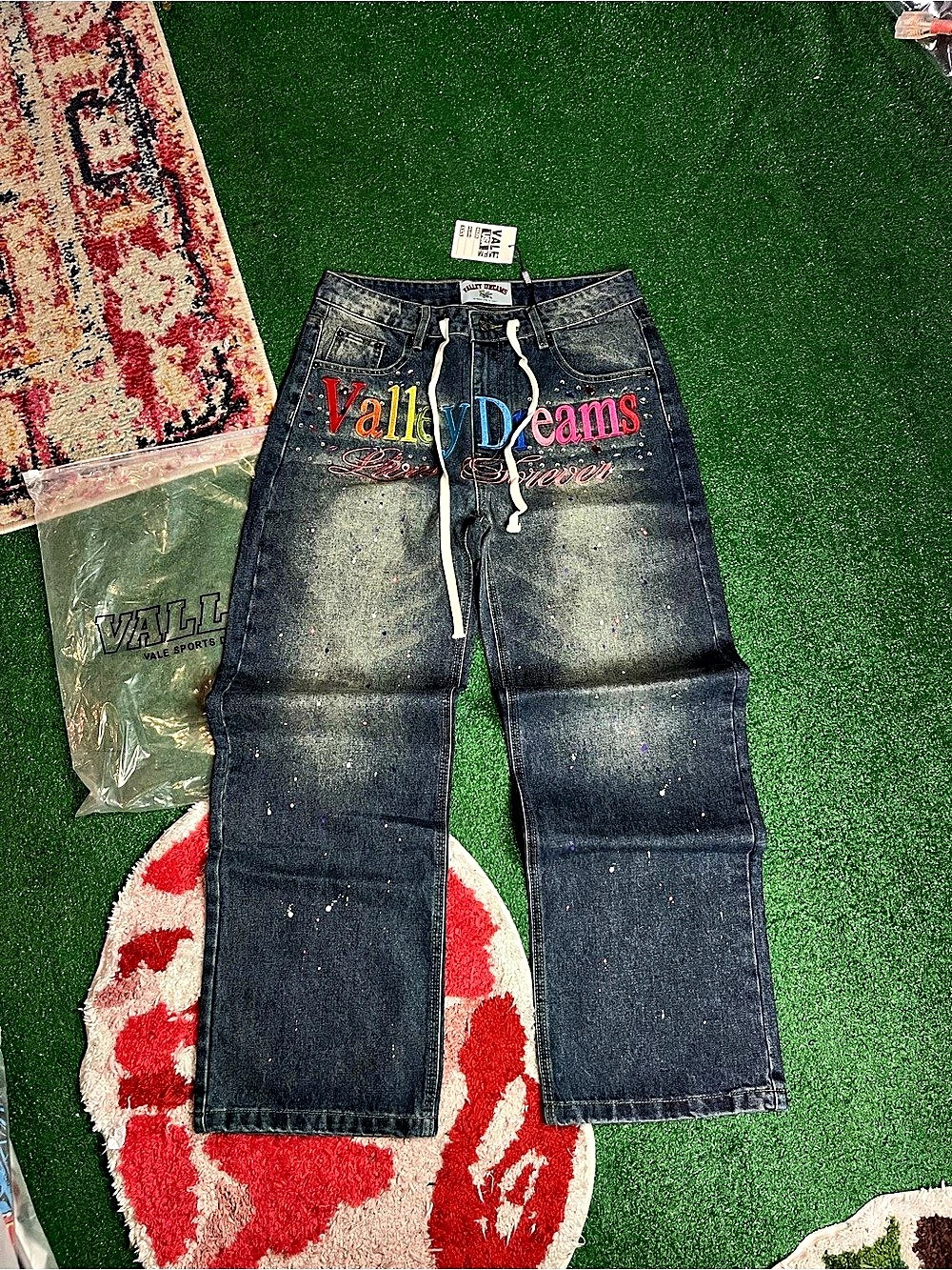 Valley Embellished Straight Leg Jeans in Blue